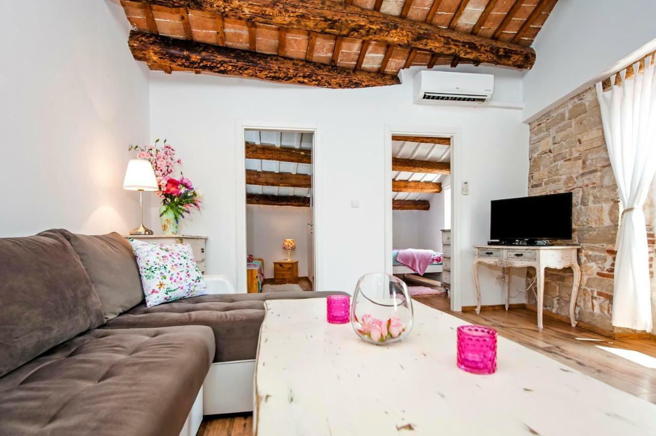 Apartment Casa Alek Ровинь Экстерьер фото