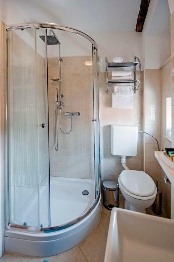 Apartment Casa Alek Ровинь Экстерьер фото