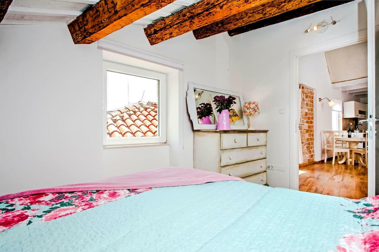 Apartment Casa Alek Ровинь Экстерьер фото